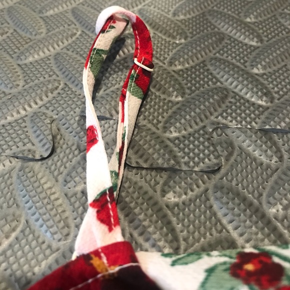 H&M Rose Blouse 🌹 - Picture 10 of 10